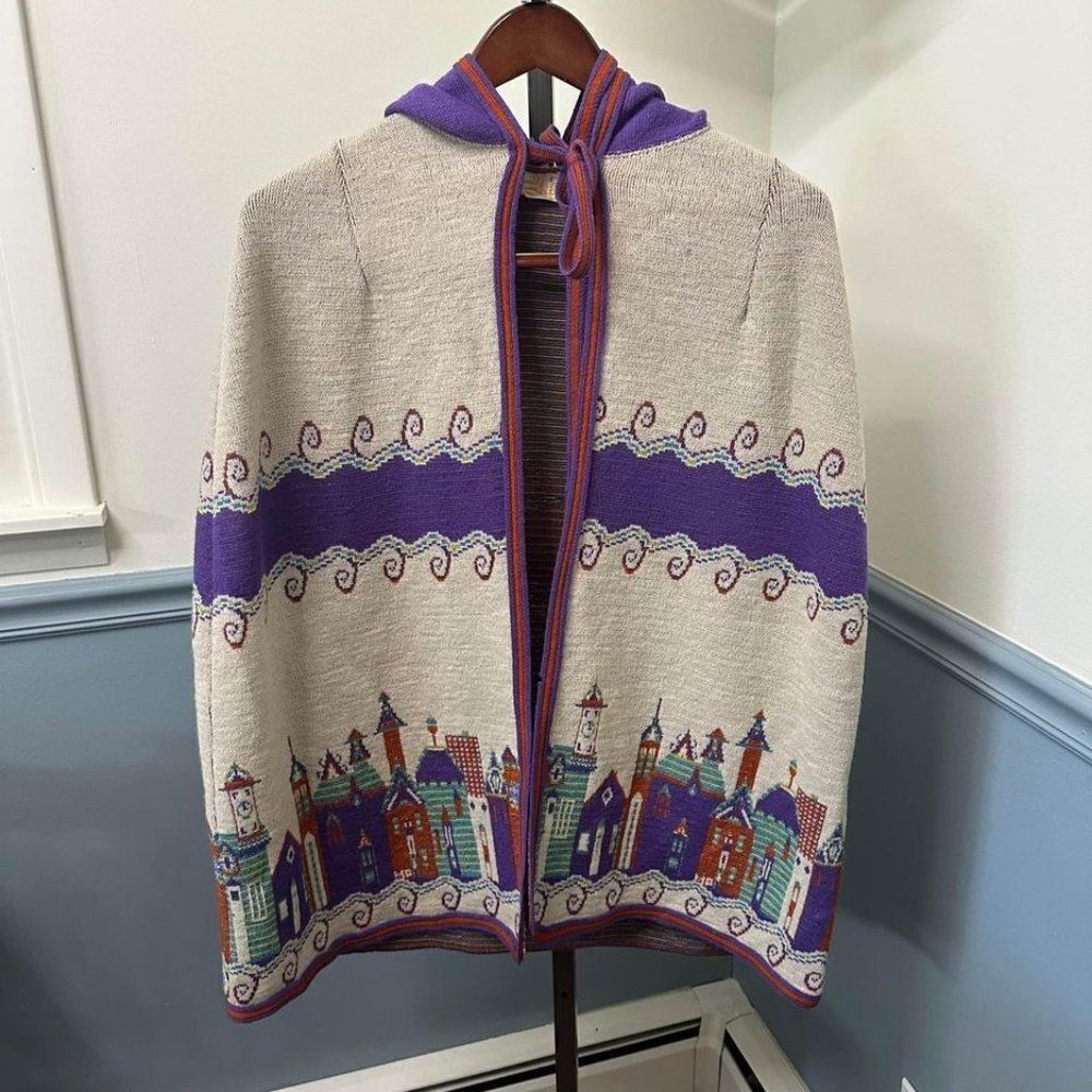 Vintage 60s 70s Sabra hooded poncho